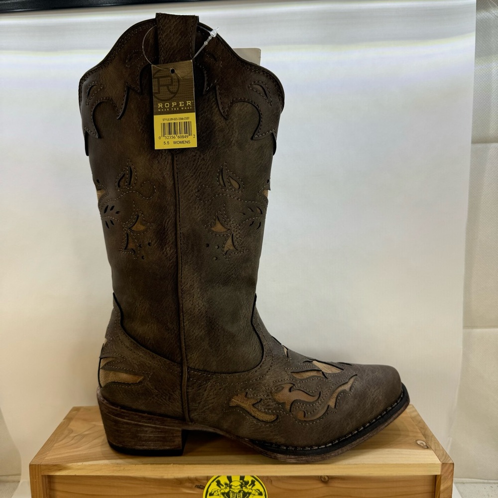 Roper Spade Snip Toe Brown Ladies Boots Women’s size 5.5